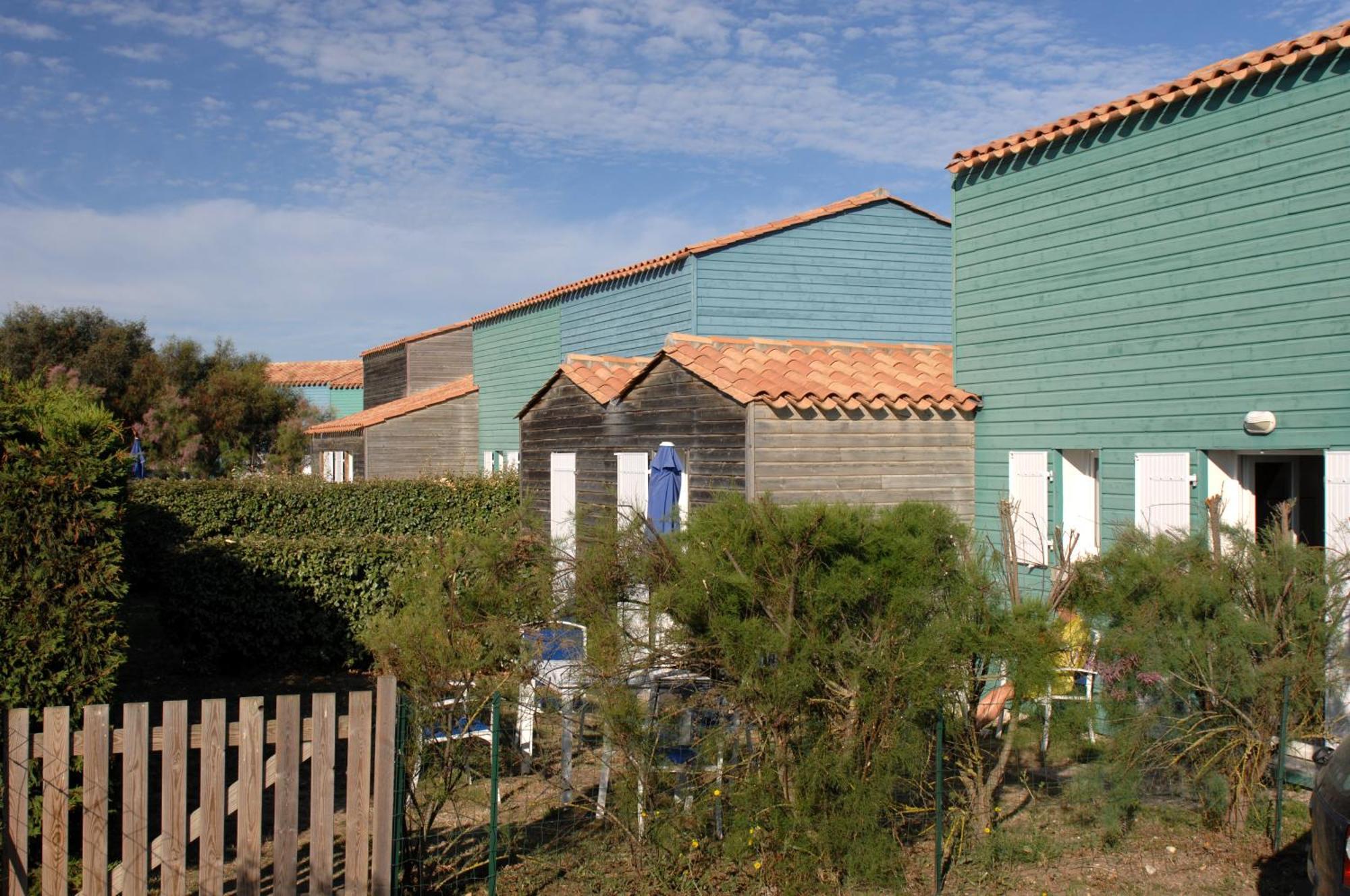 Résidence Odalys Le Village des Amareyeurs Le Château-dʼOléron Exterior foto